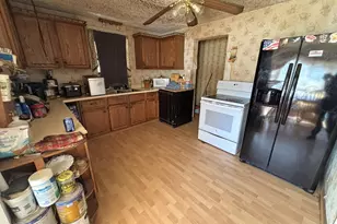 138 Lewiston St, Mechanic Falls, ME 04256 - Photo 9