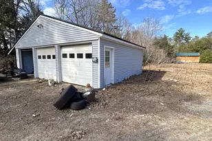 138 Lewiston St, Mechanic Falls, ME 04256 - Photo 5