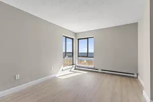 205 E Grand Ave, Old Orchard Beach, ME 04064 - Photo 23