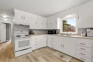 624 Hodsdon Rd, Pownal, ME 04069 - Photo 15