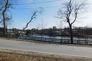 37 Elm St, Skowhegan, ME 04976 - Photo 13