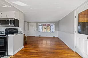 1072 Waterville Rd, Skowhegan, ME 04976 - Photo 35