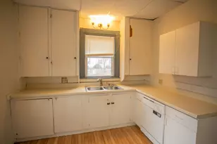 8-10 Linden St, Bangor, ME 04401 - Photo 15