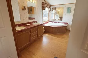 14 Town and Country Dr, Lisbon, ME 04250 - Photo 7