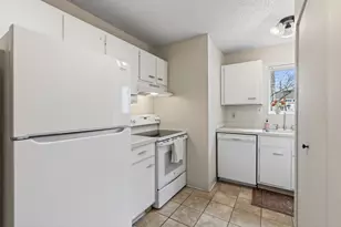 18 Ocean St, South Portland, ME 04106 - Photo 9