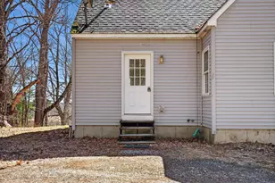 51 Bunker Hill Rd, Jefferson, ME 04348 - Photo 9