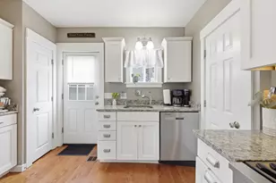 24 Grove St, Kennebunk, ME 04043 - Photo 5