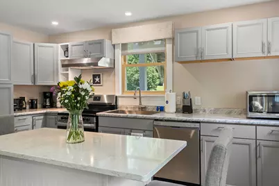 8 Country Club Road, Boothbay, ME 04537 - Photo 13