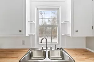 569 Middle Rd, Dresden, ME 04342 - Photo 33