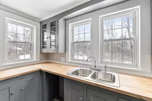 569 Middle Rd, Dresden, ME 04342 - Photo 13