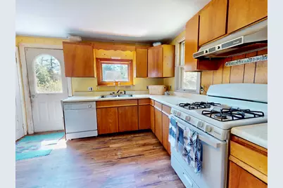 210 Old Harbor Road, Vinalhaven, ME 04863 - Photo 11