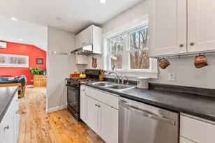 60 Pleasant Hill Rd, Freeport, ME 04032 - Photo 5