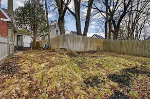 70 Oliver St, Bath, ME 04530 - Photo 33