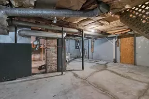 44 Towle St, Auburn, ME 04210 - Photo 21