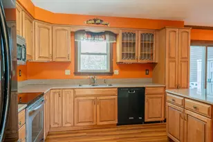 30 Bay Park Dr, Topsham, ME 04086 - Photo 5