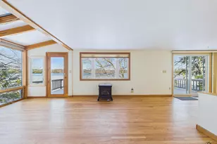 956 Memorial Dr, Winthrop, ME 04364 - Photo 19
