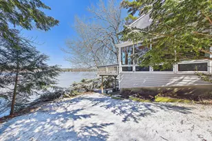 956 Memorial Dr, Winthrop, ME 04364 - Photo 5