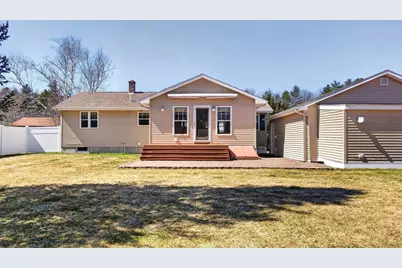 16 Jan's Boulevard, Lewiston, ME 04240 - Photo 5