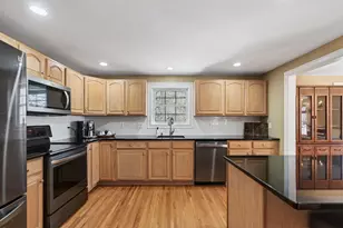 73 Hillview Ave, Saco, ME 04072 - Photo 11