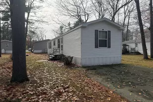 15 Candy Ln, Brunswick, ME 04011 - Photo 1