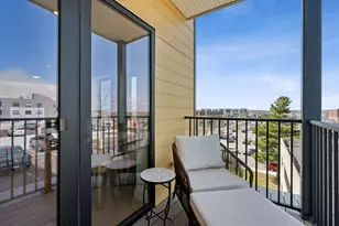 75 Chestnut St, Portland, ME 04102 - Photo 17