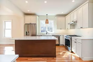 11 Rogers Rd, Kittery, ME 03904 - Photo 5