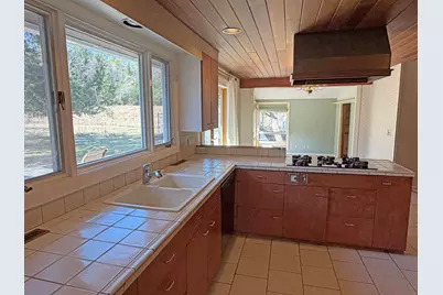 685 Main Road, Holden, ME 04429 - Photo 15