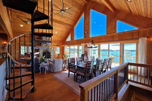 28 City Point Rd, Vinalhaven, ME 04863 - Photo 5