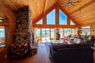 28 City Point Rd, Vinalhaven, ME 04863 - Photo 5