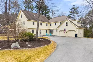 43 Darling Parke Dr, Bangor, ME 04401 - Photo 1