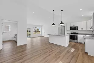 6 Village Green Cir, Oakland, ME 04901 - Photo 21