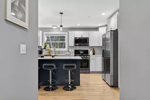 10 Newfield Rd, Freeport, ME 04032 - Photo 5