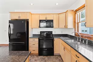 608 Waterford Rd, Norway, ME 04268 - Photo 5