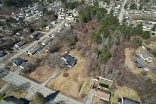 386 East Ave, Lewiston, ME 04240 - Photo 3