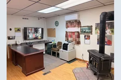 52 Main Street, Mars Hill, ME 04758 - Photo 17