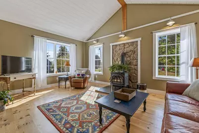 18 Laura Whitney Drive, North Yarmouth, ME 04097 - Photo 5