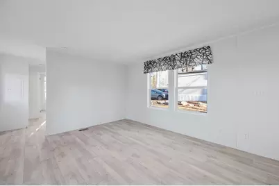 970 Gardiner Road, Wiscasset, ME 04578 - Photo 15