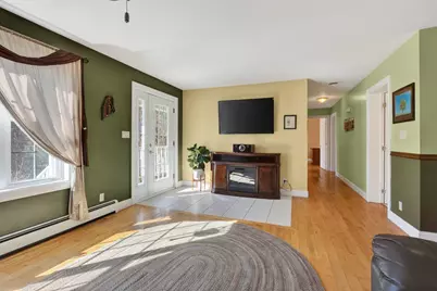 384 Pond Road, Lewiston, ME 04240 - Photo 5