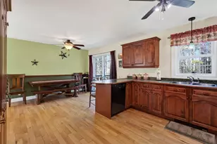 384 Pond Rd, Lewiston, ME 04240 - Photo 9