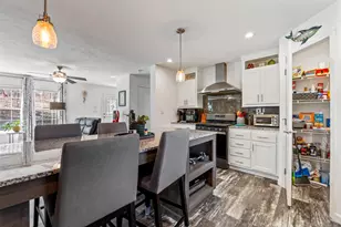 25 Birch St, Winthrop, ME 04364 - Photo 5