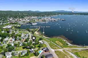 81 Crescent St, Rockland, ME 04841 - Photo 3