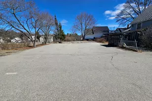 128 Middle St, Farmington, ME 04938 - Photo 13