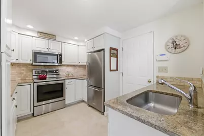 7 Cambridge Court #7, Kennebunk, ME 04043 - Photo 13