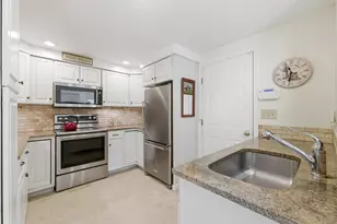 7 Cambridge Ct, Kennebunk, ME 04043 - Photo 13