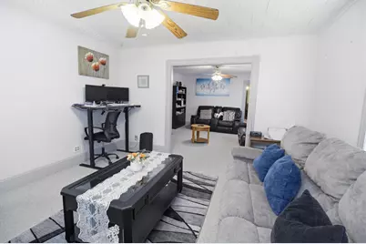 104 S Main Street, Auburn, ME 04210 - Photo 15