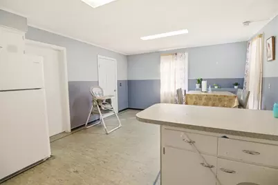 104 S Main Street, Auburn, ME 04210 - Photo 31