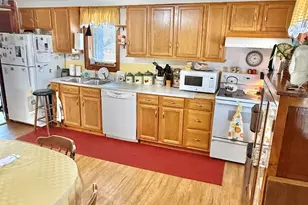 136 12th Ave, Madawaska, ME 04756 - Photo 13