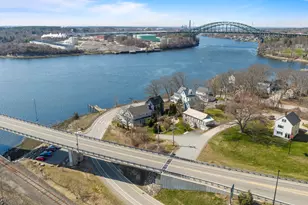 30 Bridge St, Kittery, ME 03904 - Photo 5