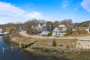 30 Bridge St, Kittery, ME 03904 - Photo 9