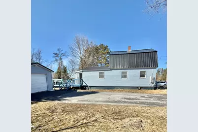 31 Delmont Street, Presque Isle, ME 04769 - Photo 3